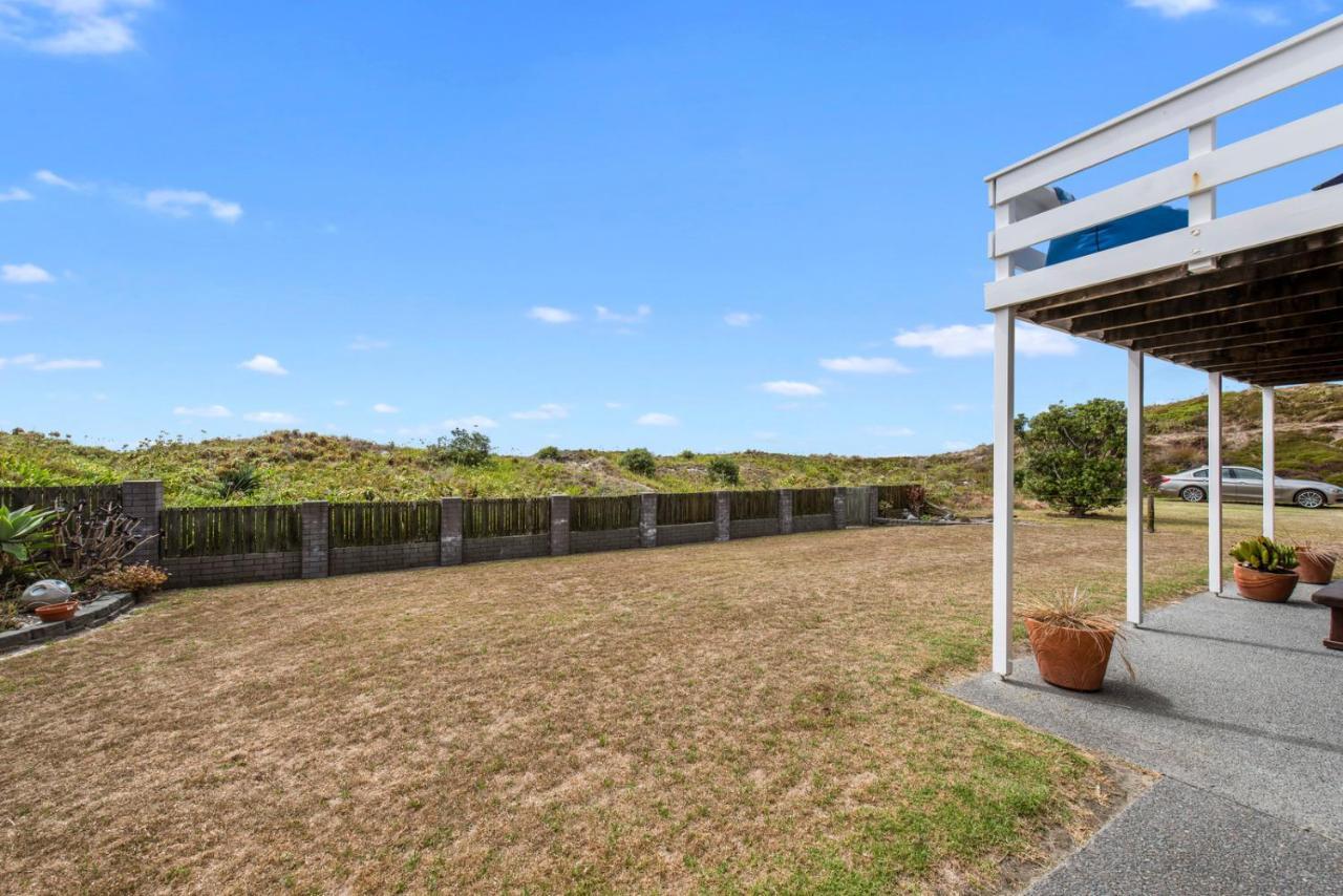 Oceanside Bach - Mount Maunganui Holiday Home Exterior photo